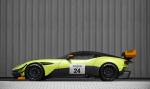 Aston Martin Vulcan AMR Pro 2017 года
